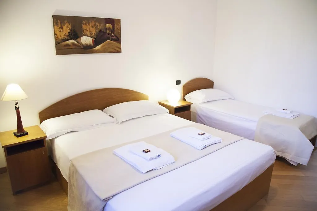 B&B Botton D'Oro Basiglio 3*,  Itália