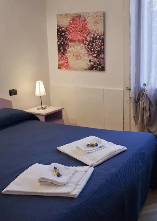 Alojamento de Acomodação e Pequeno-almoço B&B Botton D'Oro Basiglio